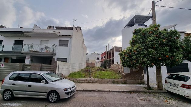 Foto 1 de Terreny en venda a calle De la Manifestación de 303 m²