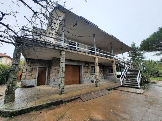 Foto 1 de Xalet en venda a Becerril de la Sierra de 6 habitacions amb terrassa i piscina