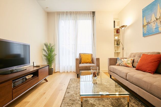 Foto 2 de Pis en lloguer a Ibiza de 2 habitacions amb mobles i balcó