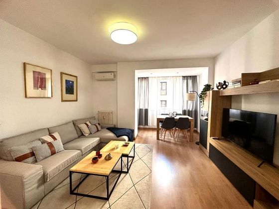 Foto 1 de Piso en alquiler en Nueva España de 2 habitaciones con muebles y aire acondicionado