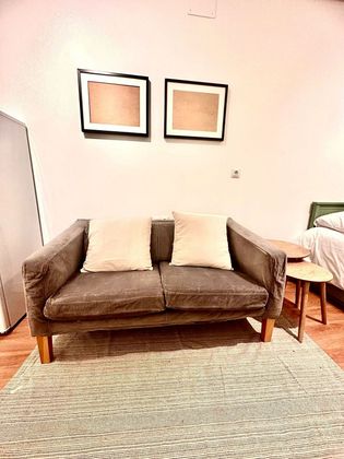 Foto 2 de Estudio en alquiler en Trafalgar con muebles y calefacción