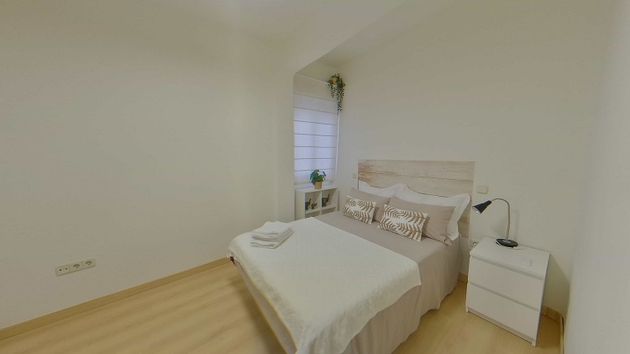 Foto 2 de Piso en alquiler en Pacífico de 1 habitación con muebles y aire acondicionado