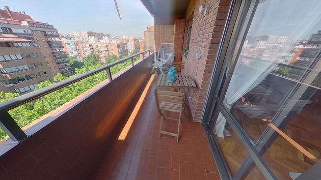 Foto 1 de Alquiler de piso en Prosperidad de 1 habitación con terraza y muebles