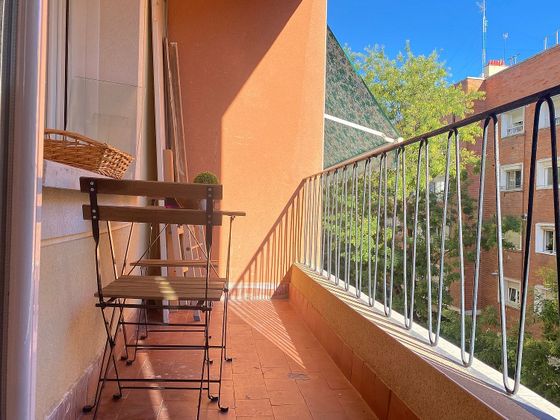Foto 2 de Alquiler de piso en calle De Huesca de 3 habitaciones con terraza y muebles