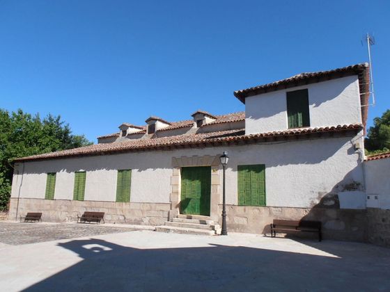 Foto 1 de Casa en venta en Torrelaguna de 14 habitaciones con terraza y piscina