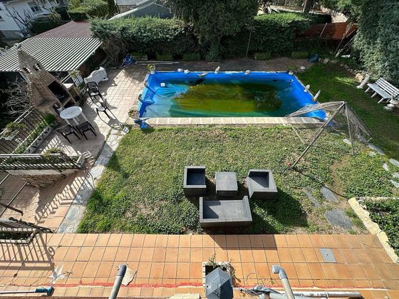 Foto 1 de Xalet en venda a Los Ángeles - Jarandilla de 5 habitacions amb terrassa i piscina