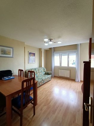 Foto 1 de Piso en alquiler en Abrantes de 2 habitaciones con muebles y calefacción