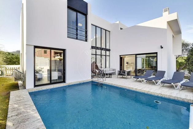 Foto 1 de Casa en venda a Golf Costa Brava - Bufaganyes de 4 habitacions amb terrassa i piscina