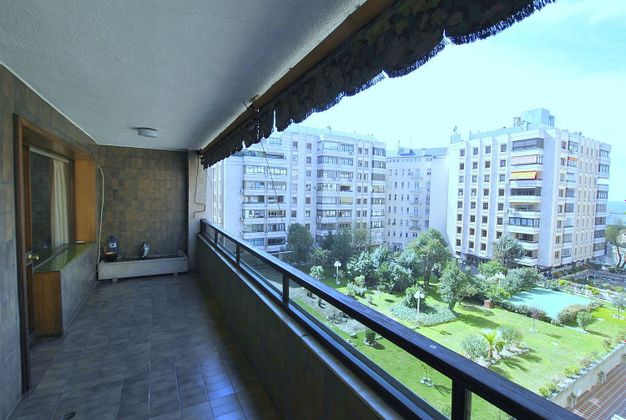 Foto 1 de Pis en venda a Gaztambide de 4 habitacions amb terrassa i garatge