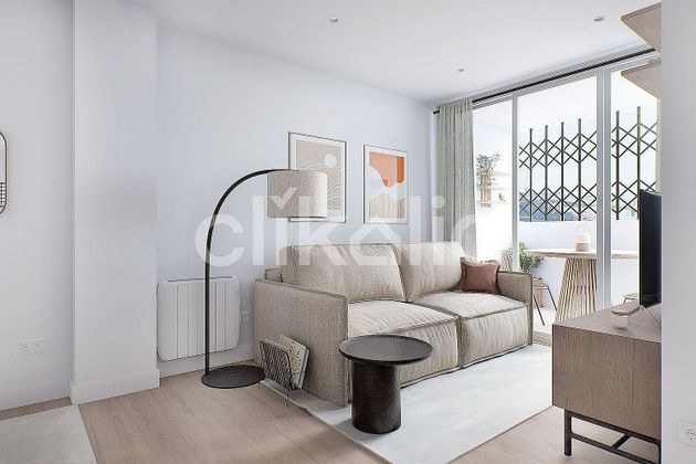 Foto 1 de Pis en venda a Aluche de 4 habitacions amb terrassa i aire acondicionat