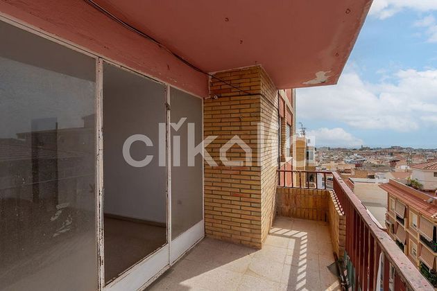 Foto 2 de Piso en venta en Motril pueblo de 4 habitaciones con terraza y ascensor