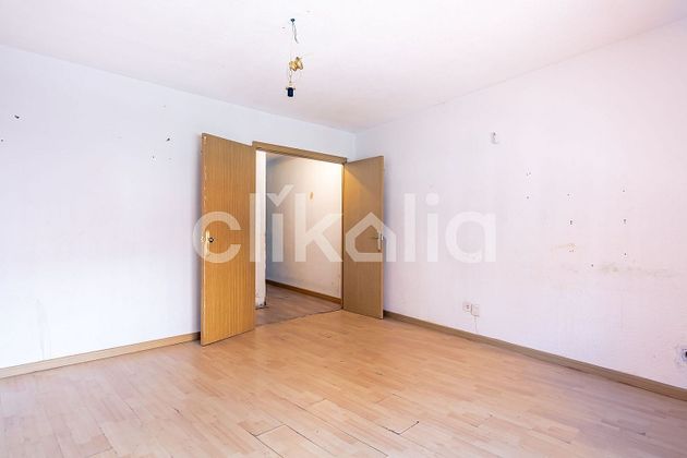 Foto 2 de Pis en venda a Centro - Valdemoro de 4 habitacions amb calefacció i ascensor