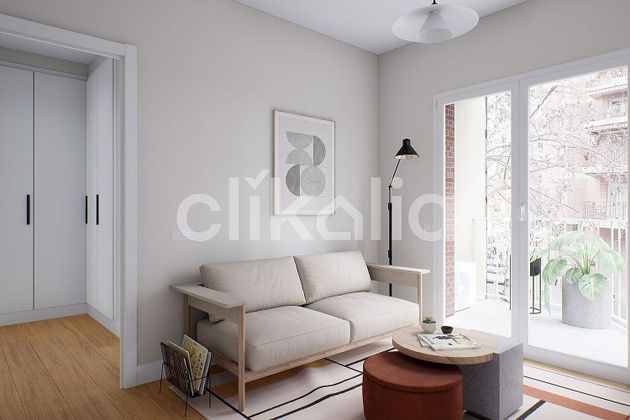 Foto 1 de Piso en venta en El Parc i la Llacuna del Poblenou de 2 habitaciones con terraza y aire acondicionado