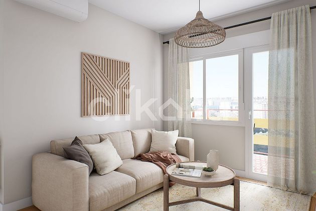 Foto 2 de Piso en venta en Rosas - Musas de 3 habitaciones con terraza y aire acondicionado