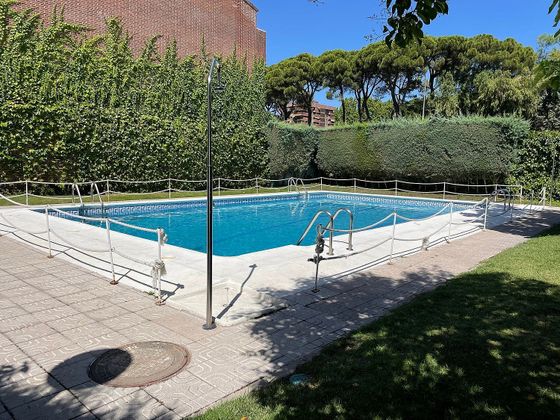 Foto 1 de Alquiler de casa en San Pascual de 5 habitaciones con terraza y piscina