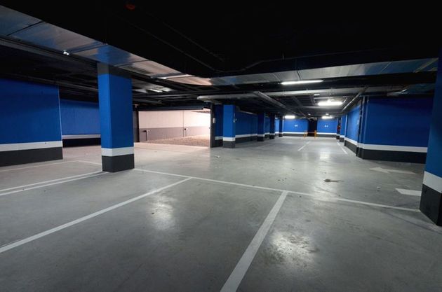 Foto 1 de Garaje en alquiler en Sanchinarro de 16 m²