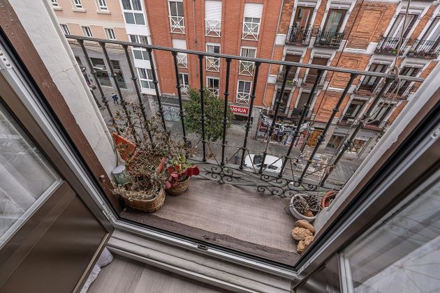 Foto 2 de Pis en venda a Palacio de 3 habitacions amb balcó i ascensor