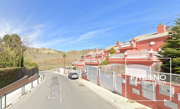 Foto 1 de Casa adossada en venda a Altos de Jarama de 3 habitacions amb piscina i garatge