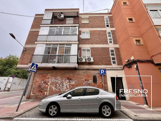 Foto 1 de Pis en venda a Centro Urbano de 2 habitacions amb terrassa