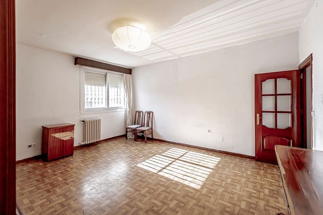 Foto 1 de Venta de piso en avenida Del Santo Ángel de la Guarda de 5 habitaciones con garaje y calefacción