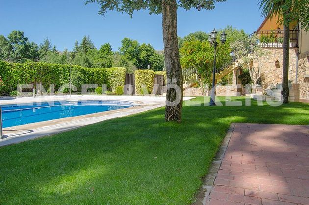 Foto 2 de Xalet en venda a Centro - Manguilla de 5 habitacions amb terrassa i piscina