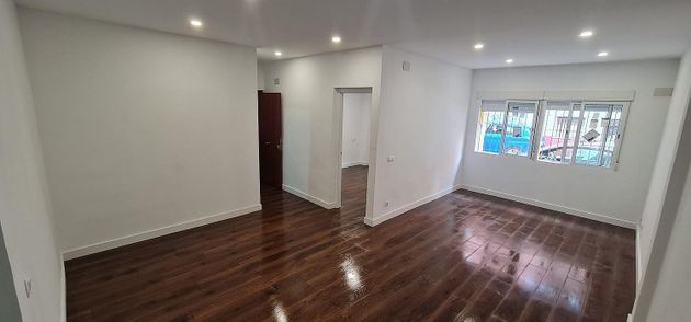Foto 2 de Venta de piso en San Andrés de 2 habitaciones y 75 m²