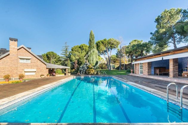 Foto 1 de Xalet en venda a Las Lomas de 6 habitacions amb terrassa i piscina