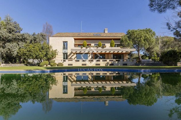 Foto 1 de Casa en venda a Montealina de 6 habitacions amb terrassa i piscina