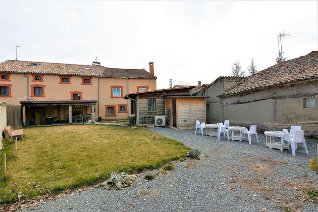 Foto 2 de Casa en venda a Rioseco de Soria de 9 habitacions amb terrassa i jardí