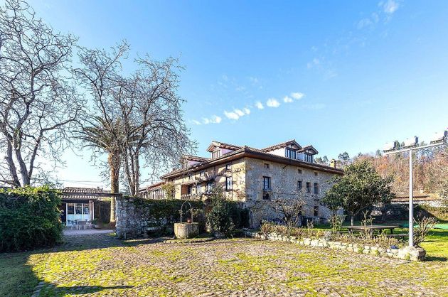 Foto 2 de Casa en venda a barrio Casar de Periedo de 15 habitacions amb terrassa i piscina