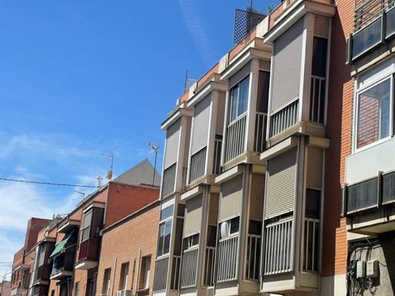 Foto 1 de Pis en venda a calle De Rodrigo Uhagón de 3 habitacions amb terrassa i garatge