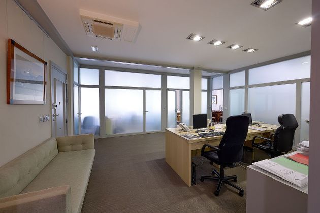 Foto 2 de Oficina en venda a calle De Serrano amb aire acondicionat i calefacció