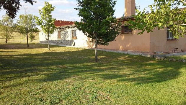 Foto 2 de Casa rural en venda a Barco de Ávila (El) de 4 habitacions amb terrassa i piscina