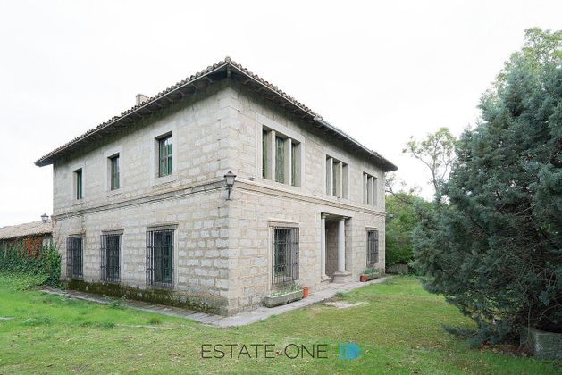 Foto 1 de Casa rural en venda a Guadarrama de 10 habitacions amb terrassa i piscina