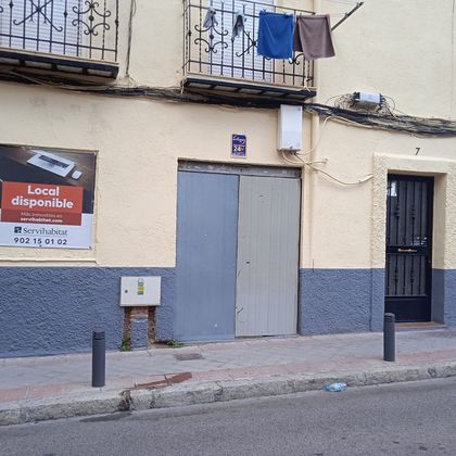 Foto 2 de Local en venda a calle De la Sierra de Alcaraz de 72 m²