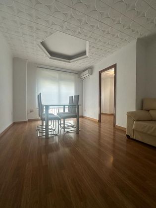 Foto 1 de Pis en lloguer a Algemesí de 4 habitacions amb terrassa i aire acondicionat