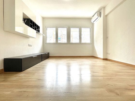 Foto 1 de Piso en alquiler en Peñagrande de 2 habitaciones con garaje y aire acondicionado
