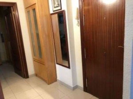 Foto 2 de Piso en alquiler en Sol de 1 habitación con calefacción y ascensor