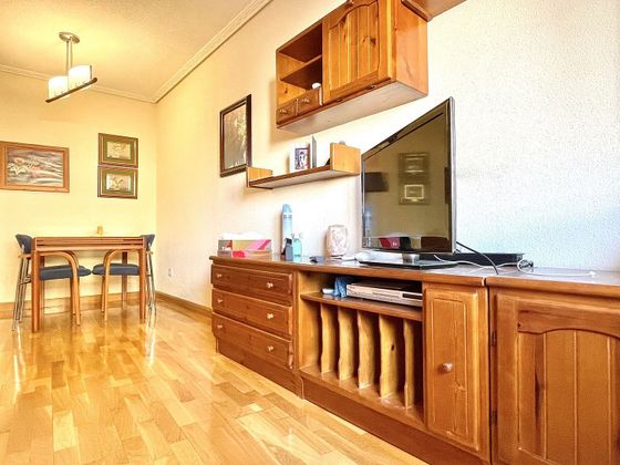 Foto 2 de Piso en alquiler en Casco Urbano de 2 habitaciones con terraza y aire acondicionado