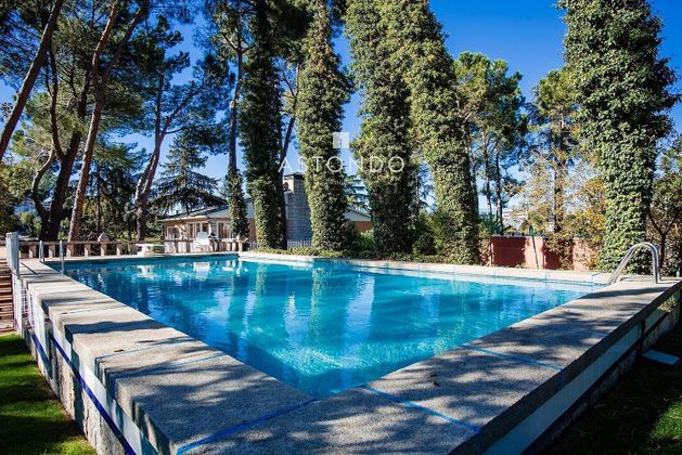 Foto 2 de Chalet en venta en Soto de Viñuelas de 8 habitaciones con terraza y piscina
