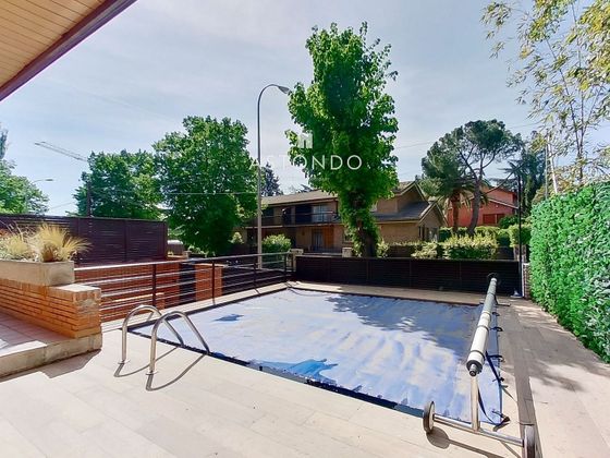 Foto 1 de Casa en venda a Piovera - Conde Orgaz de 5 habitacions amb terrassa i piscina
