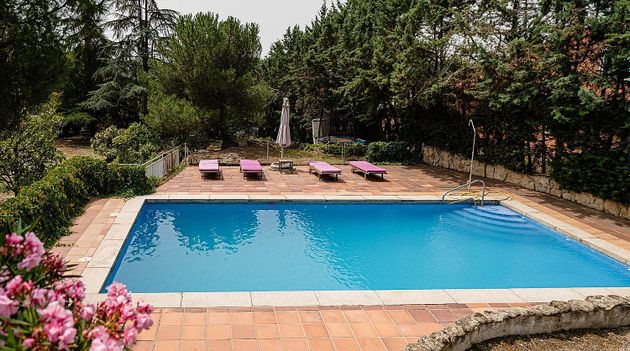 Foto 1 de Xalet en venda a avenida Normandia de 6 habitacions amb terrassa i piscina