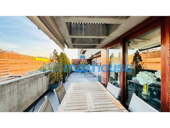 Foto 2 de Piso en alquiler en El Encinar de los Reyes de 4 habitaciones con terraza y piscina