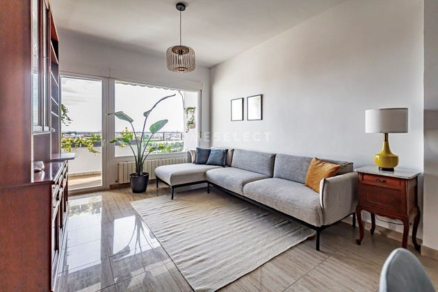 Foto 2 de Alquiler de piso en Vallehermoso de 2 habitaciones con terraza y muebles