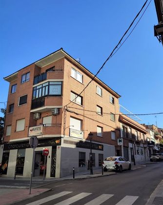 Foto 1 de Pis en venda a San Agustín de Guadalix de 4 habitacions amb terrassa i aire acondicionat