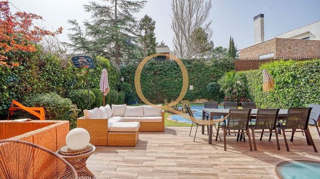Foto 2 de Casa en venda a Piovera - Conde Orgaz de 6 habitacions amb terrassa i piscina