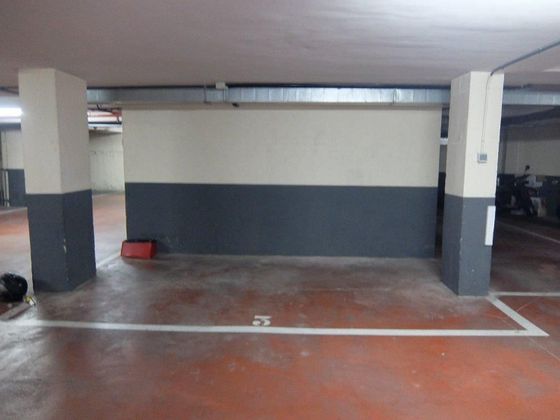 Foto 2 de Garaje en venta en Valdeacederas de 10 m²