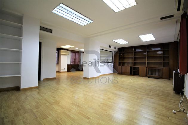 Foto 1 de Oficina en lloguer a Bernabéu - Hispanoamérica de 190 m²
