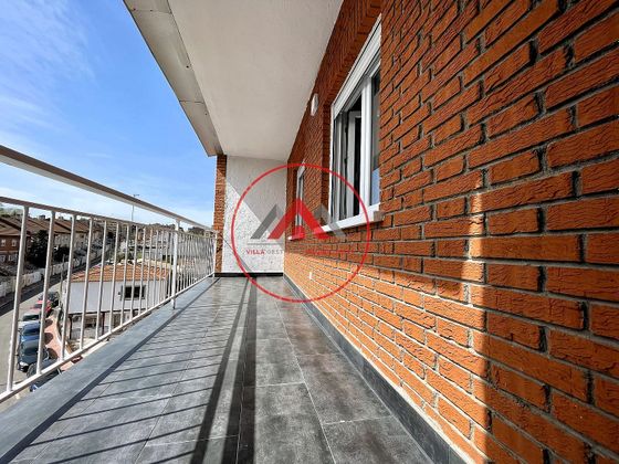 Foto 2 de Piso en venta en Zona Estación de 3 habitaciones con terraza y aire acondicionado