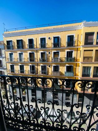 Foto 1 de Venta de piso en Argüelles de 2 habitaciones con balcón y aire acondicionado